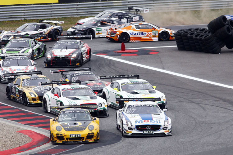 Das ADAC GT Masters gibt auf dem Red Bull Ring Gas