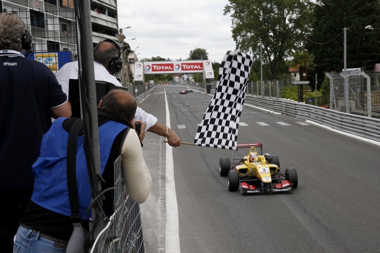 Sieg für Antonio Giovinazzi 