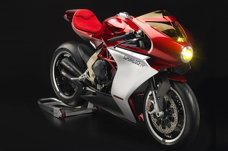 Superveloce heisst Superschnell: So sieht die MV Agusta Superveloce 800 tatsächlich aus