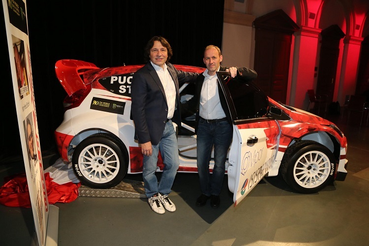 Max Pucher (li.) und Manfred Stohl vor dem Rallycross Ford Fiesta