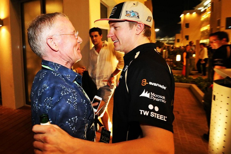 David Robertson beim Wiedersehen mit Kimi Räikkönen in Abu Dhabi 2012