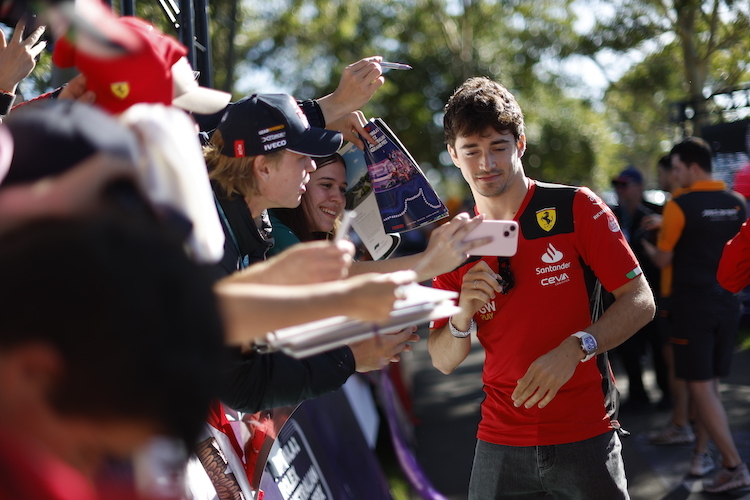 Charles Leclerc freut sich über seine Fans, fordert aber auch, dass sie seine Privatsphäre achten