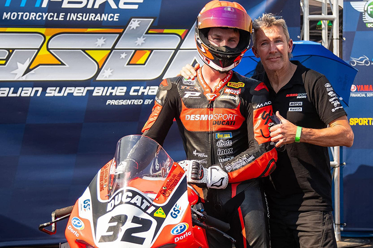 Oli und Troy Bayliss (v.l.)