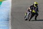 Am Kurveneingang verhält sich die Panigale V4R noch gut