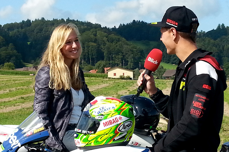 Sabine Holbrook und Moto2-WM-Pilot Dominique Aegerter