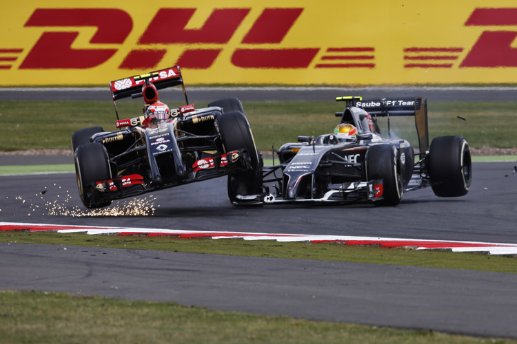 Lotus-Pilot Pastor Maldonado: «Sobald die Räder wieder am Boden waren, fuhr ich weiter»