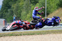 Erste Runde: Viñales, Smith und Bradl stürzen nach Kettenreaktion