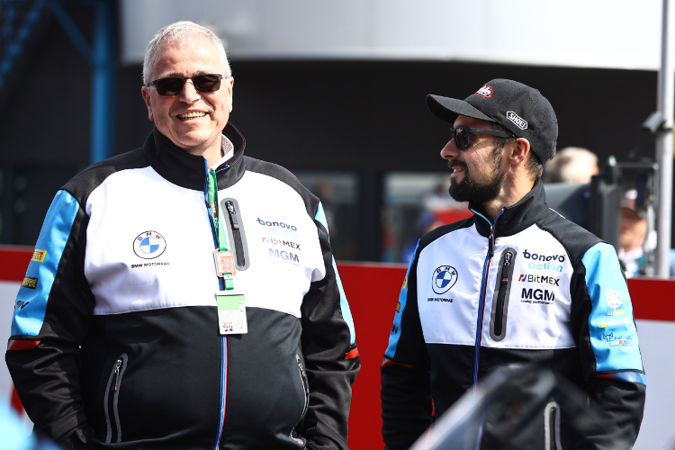 Bonovo-Eigentümer Jürgen Röder (li.) mit Eugene Laverty