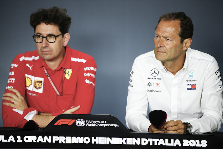 Ferrari-Teamchef Mattia Binotto und Aldo Costa