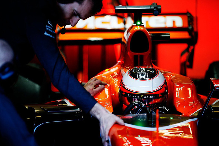 Der McLaren-Honda steht zu oft in der Box