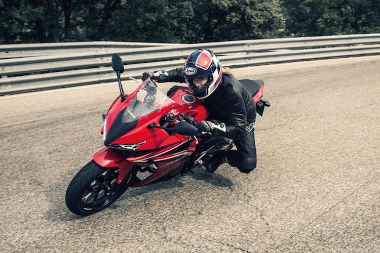 Honda steigt mit der CBR500 in die neue Nachwuchsserie ein