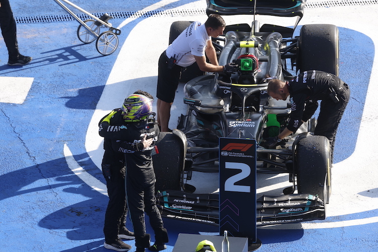 Platz 2 für Lewis Hamilton