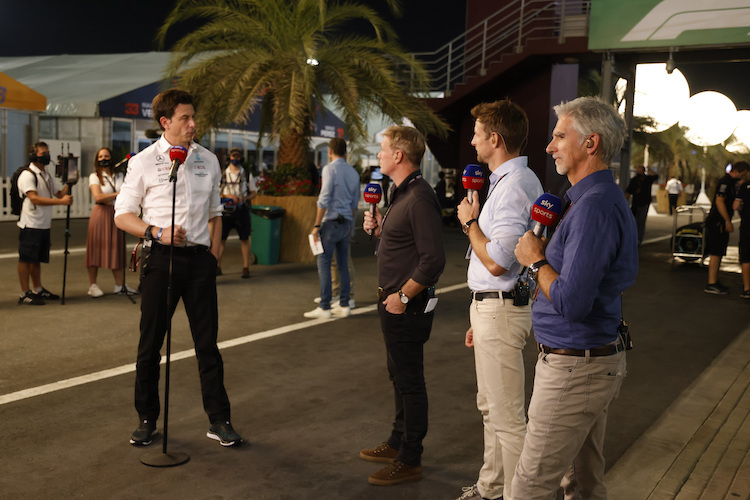 Toto Wolff (links)
