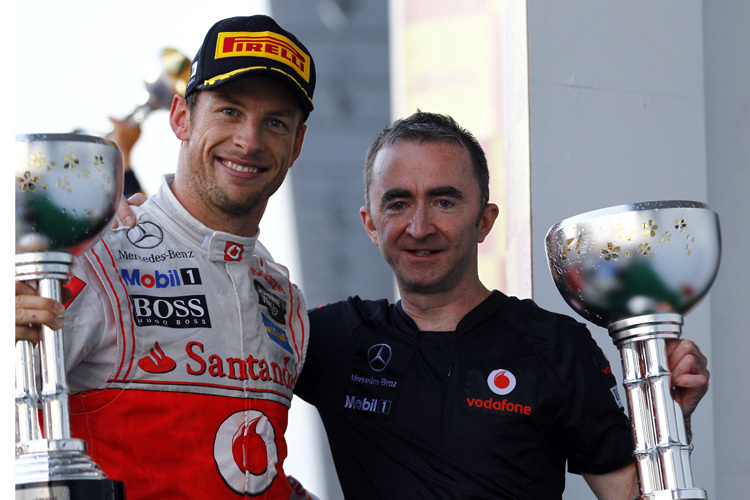 Jenson Button mit Paddy Lowe