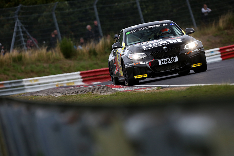 Führen auch weiterhin in der Meisterschaft: Alexander Mies und Michael Schrey im BMW M235i Racing Cup von Bonk Motorsport