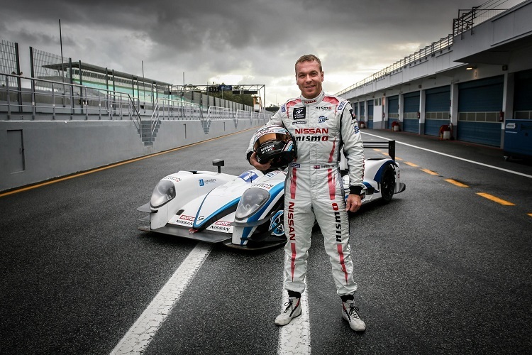 Sir Chris Hoy vor dem Gibson-LMP2 in Estoril