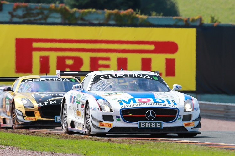 Der Mercedes SLS AMG GT3 der Tabellenführer Luca Ludwig/Sebastian Asch