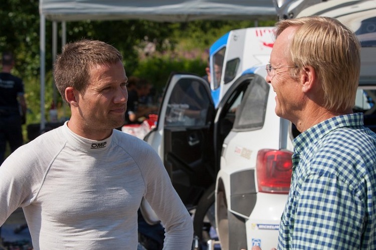 Sébastien Ogier (li,) und Ari Vatanen