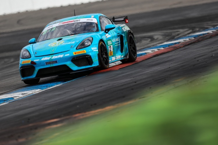 Einer der Porsche 718 Cayman GT4 Clubsport von Allied-Racing während des Rennwochenendes der ADAC GT4 Germany in Hockenheim 2019 