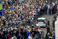 2020 nicht möglich? Fans im Servicepark der Rallye Finnland