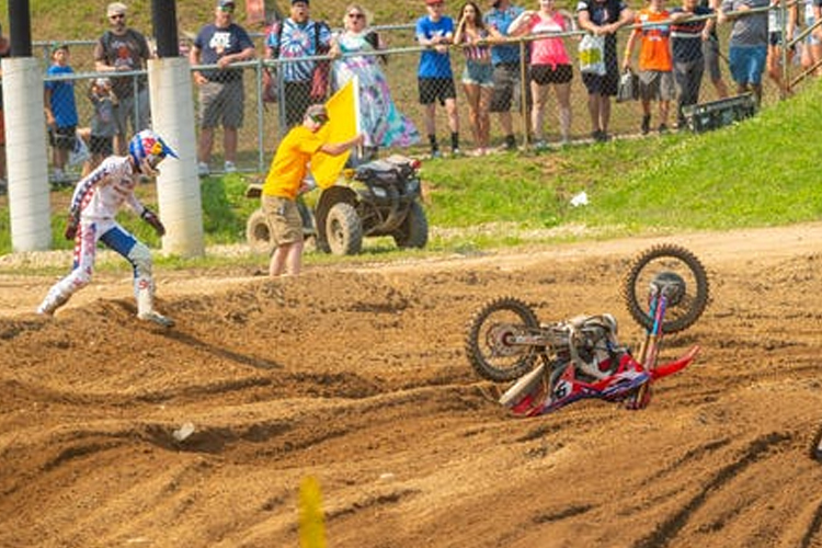 Ken Roczen nach seinem Crash in Red Bud