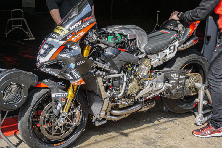 Die Ducati Panigale V4R hat in Serie einen enorm hohen technischen Standard