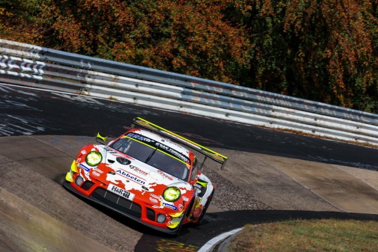 Der Porsche 911 GT3 R vom Frikadelli Racing Team im Caracciola-Karussell