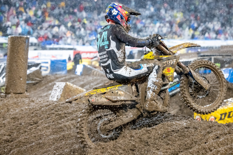 Ken Roczen im Schlamm von East Rutherford