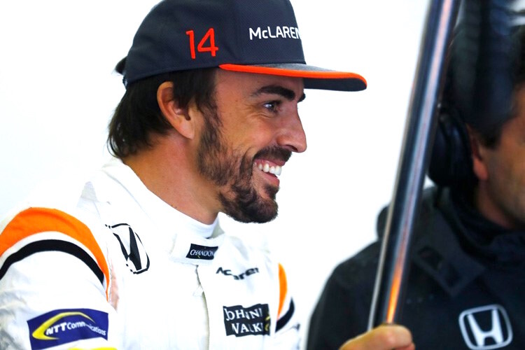 Fernando Alonso ist happy