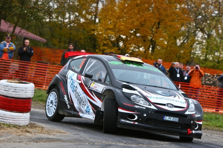 Felix Herbold im Ford Fiesta S2000.