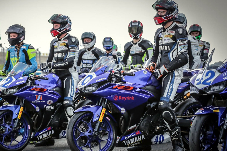 2019 erfolgt der Deutschland-Start des bLU cRU-Konzeptes in der IDM Supersport 300