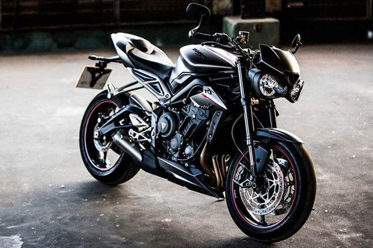 Die Triumph Street Triple 765 RS leistet in der Serie 123 PS