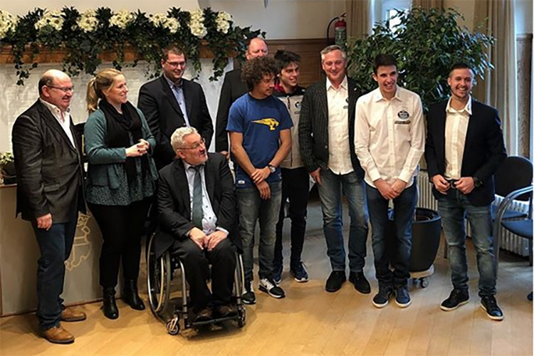 Lüthi und sein neues Team trafen auch den Bürgermeister von Eupen