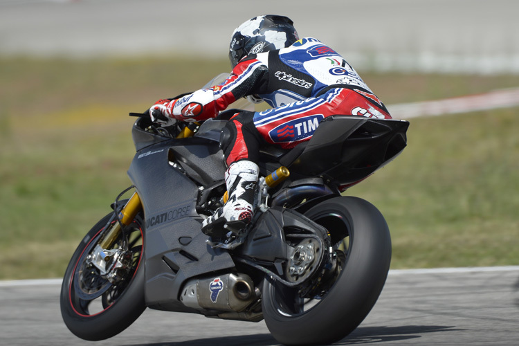 Carlos Checa auf der Ducati 1199 Panigale