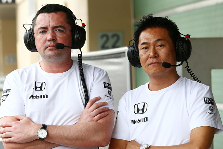 McLaren-Teamchef Eric Boulier mit Honda-Rennchef Yasuhisa Arai