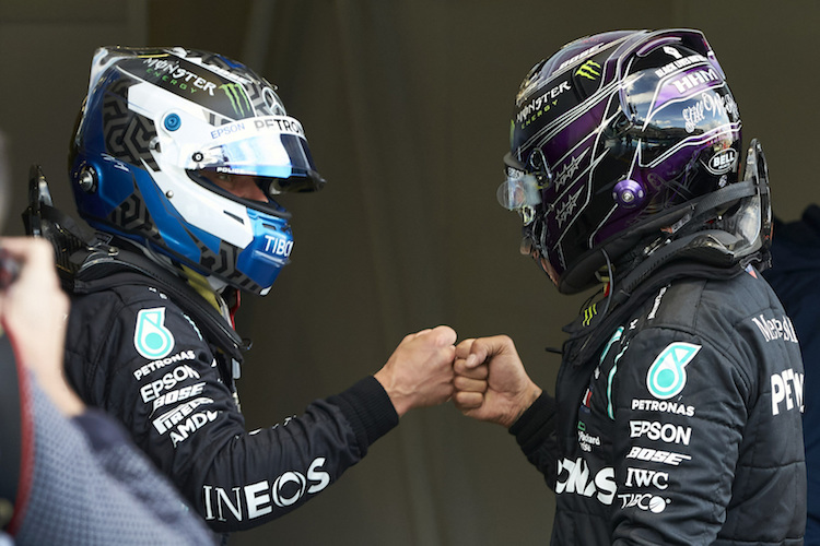 Valtteri Bottas und Lewis Hamilton