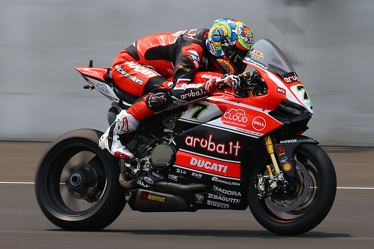 Ducati-Werksfahrer Chaz Davies gibt die Pace vor