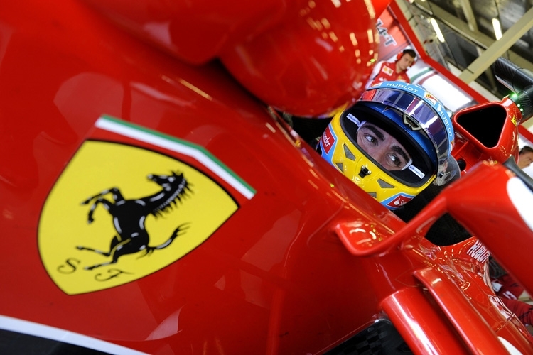 Fernando Alonso soll Ferrari-Fahrer bleiben