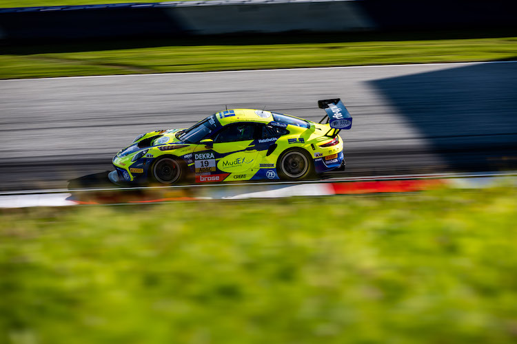  Christian Engelhart fuhr die Tagesbestzeit auf dem Red Bull Ring im ADAC GT Masters