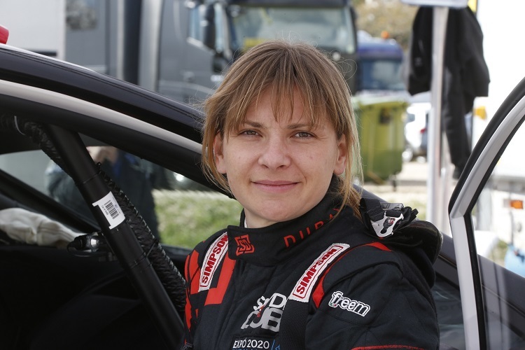 Beifahrerin Karinna Hepperle