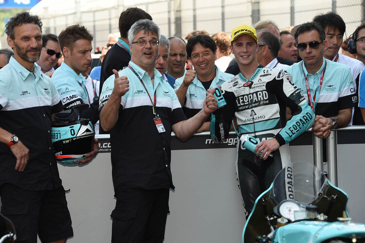 Jubel bei Leopard Racing: Danny Kent liegt schon 46 Punkte voran!