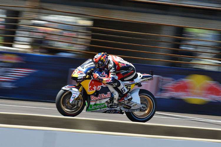 Stefan Bradl: Red-Bull-Werbung in Indy