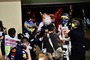 Viele GP-Kollegen gratulierten Max Verstappen gleich zum Titelgewinn