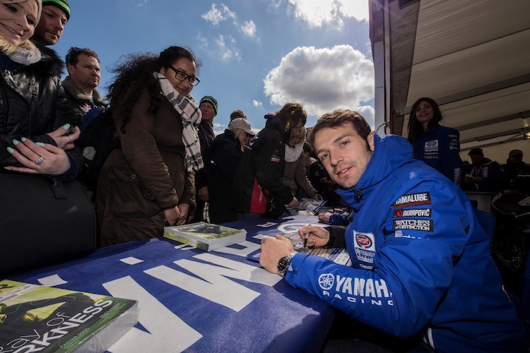 Sylvain Guintoli im Dienste der Superbike-Fans