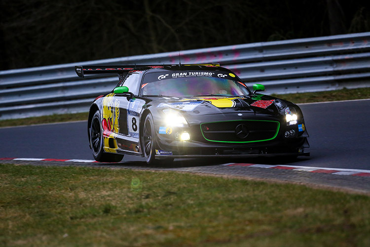 Übernacht auf der Pole-Position: Der Haribo Racing Team SLS