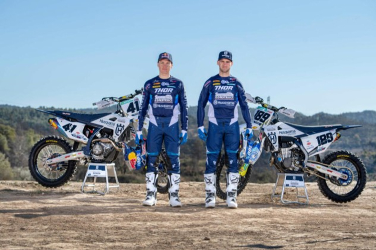 Das Husqvarna Werksteam 2022 mit Pauls Jonass und Brian Bogers