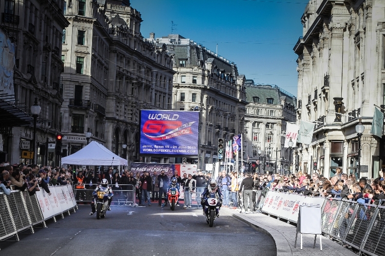 Die Regent Street Bike Show diente als Vorgeschmack für die World GP Bike Legends 2015 in Jerez