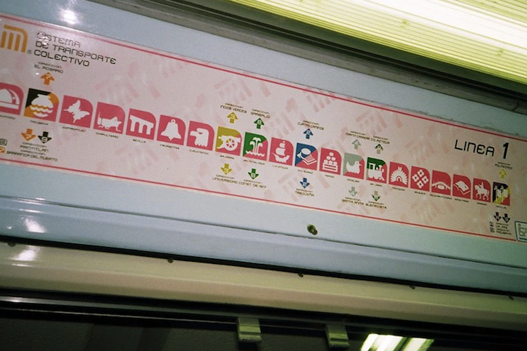 So sieht das dann im U-Bahn-Wagen aus