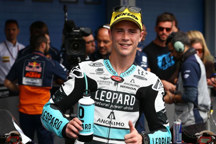 Danny Kent gewinnt das Moto3-Rennen in Jerez