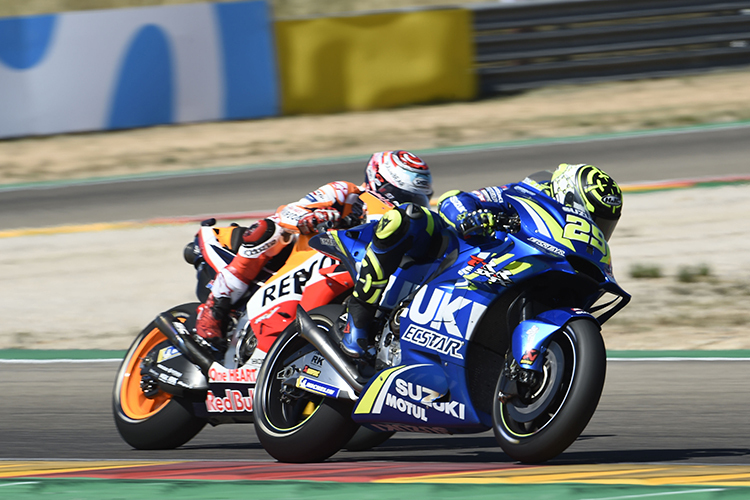 Andrea Iannone vor Marc Marquez